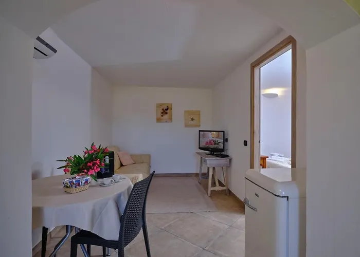 Hotel Tenute Murales Srls