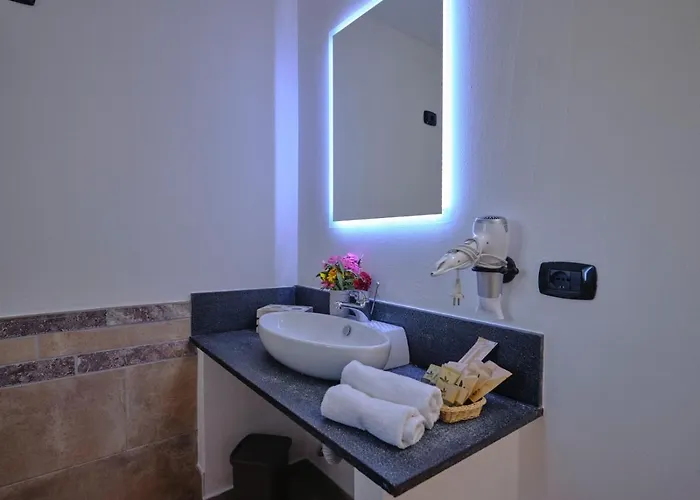 Tenute Murales Srls Hotel