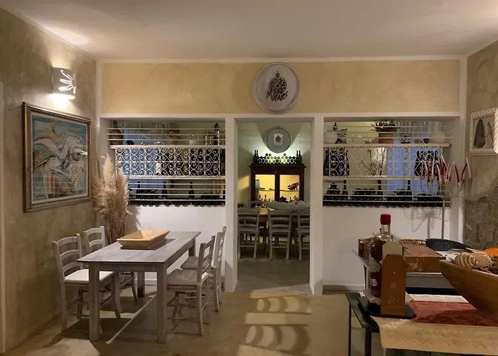 Hotel Tenute Murales Srls 2*