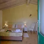 Tenute Murales Srls Готель