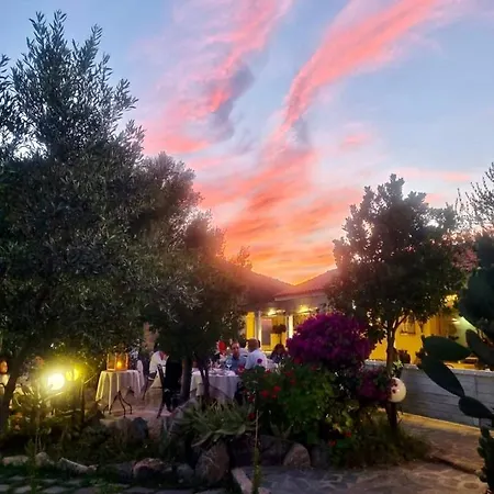 Murales - Turismo Rurale 2* Olbia